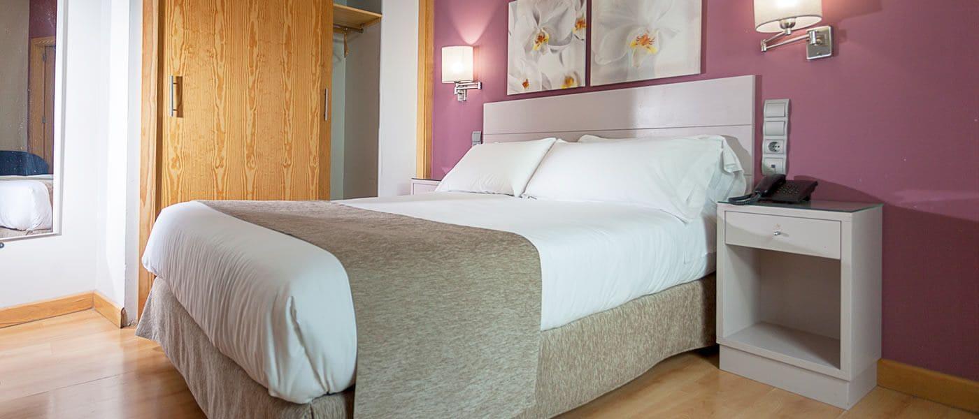 Hotel Aacr Museo Sevilla Bagian luar foto