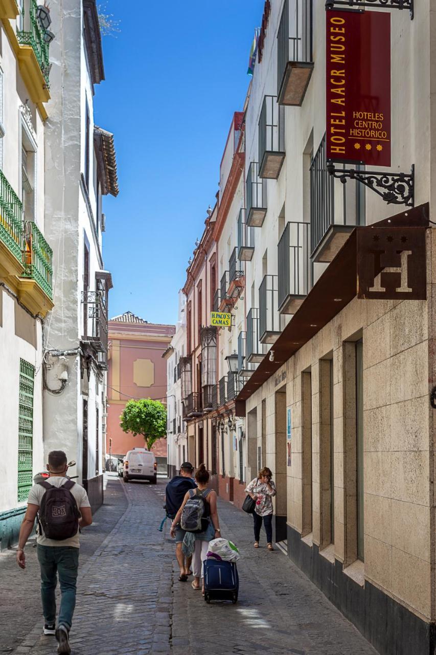 Hotel Aacr Museo Sevilla Bagian luar foto